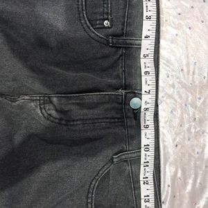 Urbanic Charcoal Straight Fit Jeans (28-30)