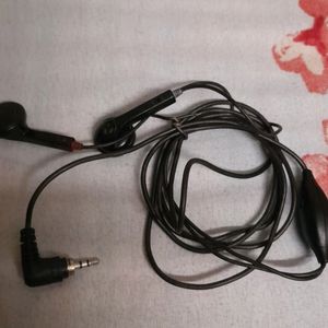 Earphone