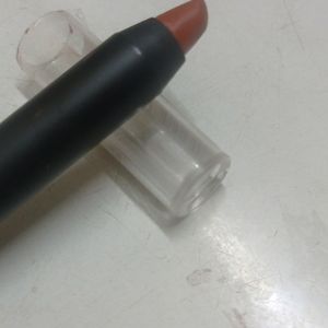 Mars Lip Crayon 🖍️