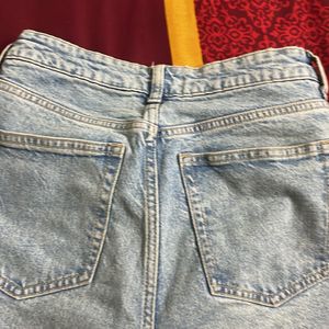 High Waist h and M Jean With Good Fitting!