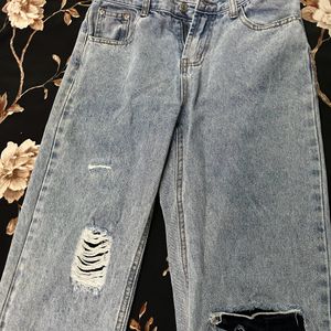 Price Drop!Wow!! “ A Korean  Damage Jeans”