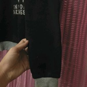 H&M Black Sweatshirt