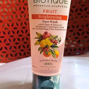 Biotique Fruit Brightening Face Wash