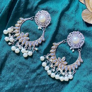 Beautiful Ronak Chandbali Jhumka