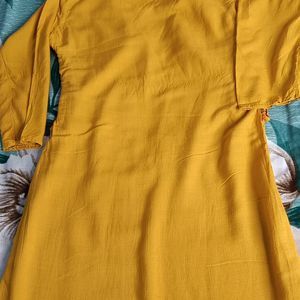 Attach Jacket Yellow Kurti