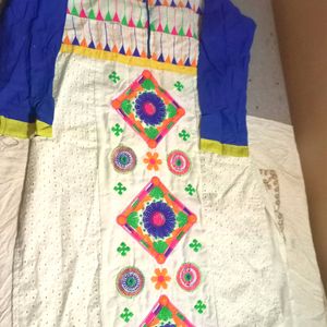 Embroidered Women Kurti