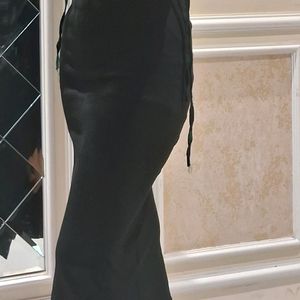 Mid Skirt With Slit