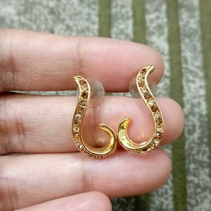 Used Earrings, Ring, Bangles,