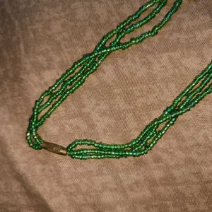 Green Flower And Beeds Chain