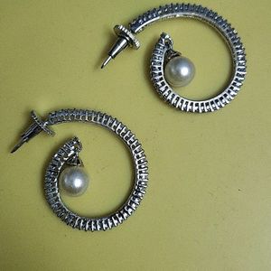 Stone & Pearl Studded Earrings.