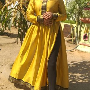 Anarkali Side Cut Long Kurti 💛