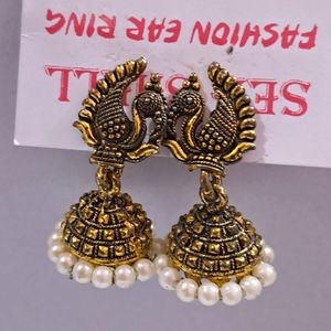 Golden Lightweight Antique Jhumka