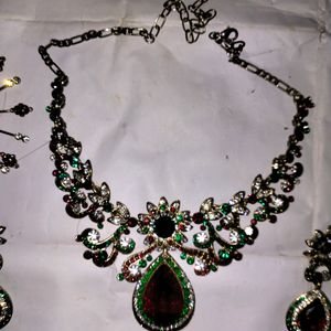 Red and Green Beautiful Jewellery For Womens