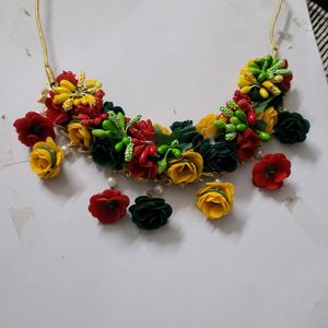 Haldi/mehndi Fancy Jewellery Set