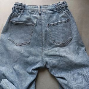 Mom Fit Denim Jeans