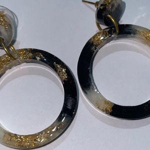 Round Earrings