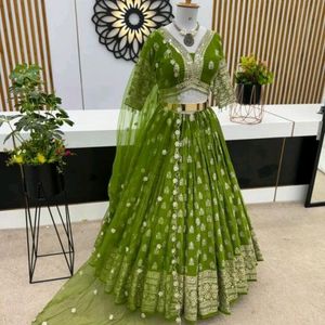 Lehenga Choli Mehendi Function 💚