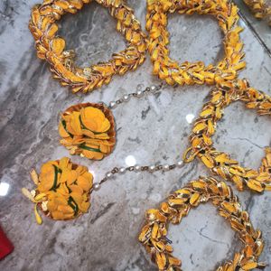 Haldi Bangles Set Of 4 With Finger Rings