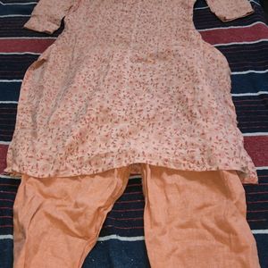 Kurti Pent