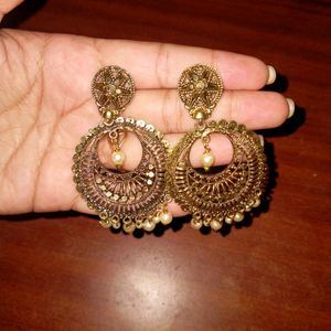 GOLDEN EARRINGS