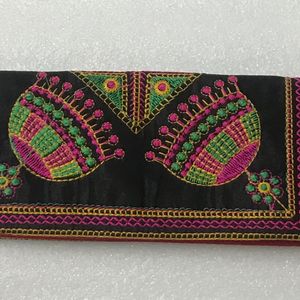 Ethnic Clutch