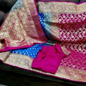 Very beautiful  pink firozi saree