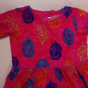 Anarkali Kurthi With 3/4 Th Sleeve,