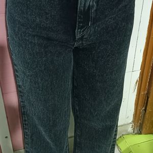 A New Denim Jeans Without Tag