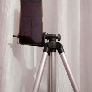 Tripod Stand