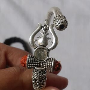 Trishul Damaru Kada