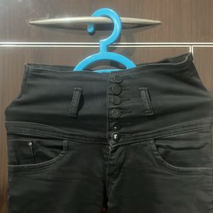 High Waisted Black Jeans With 6 Buttons