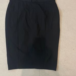 Women Black Skirt (By Van Heusen)