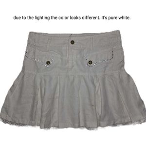 IMPORTED WHITE SKIRT