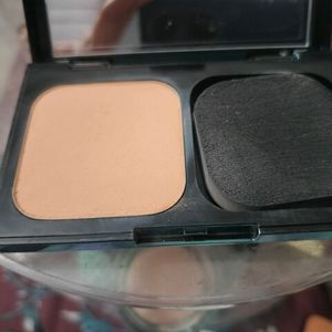 Mate Poreless Powder Foundation