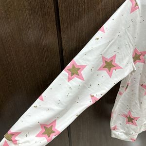 Hoodie Like T-shirt With Stars