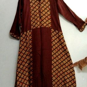 📢 Sale 📢 Sale 📢 Sale 📢 Brown Printed Gown For Womens