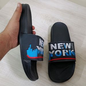 Trendy New York Printed Slide Size -7