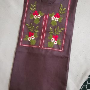 New Kurti With Beautiful Embroidery