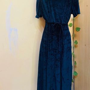 Beautiful Velvet Midi Dress