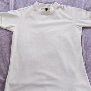 Off White Round Neck T Shirt For Women