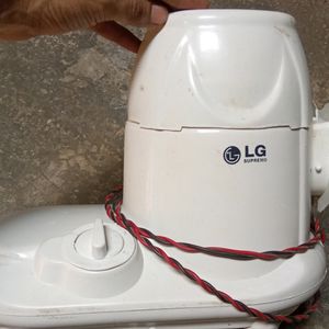 LG Suprimo 750 Watt Mixer Grinder