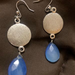 Good Quality Light Weight Sliver Earrings With Blue Drop