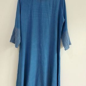 a trending kurti