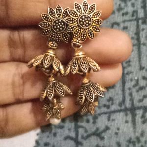 Jhumki With Earings Pack Of Two