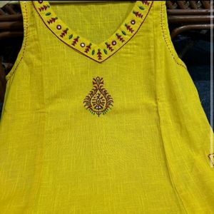 Mustard Embroidered Cotton Kurta Pant Set Xl Size