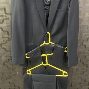 BLACK TAILORED MEN SUIT