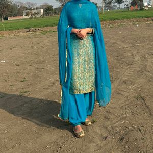 Salwar Kmeej