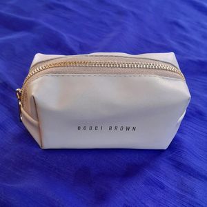 Bobby Brown Pouch