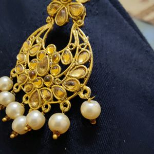 Newly Jhumka With Gold Pleated