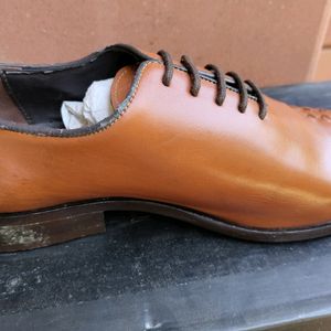 Size 6 Leather Shoes